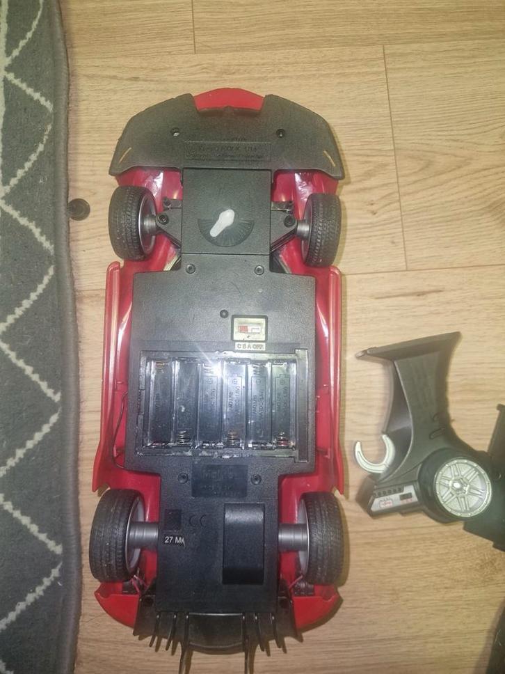 Afstandbestuurbare auto, Spelcomputers en Games, Games | Overige, Gebruikt, Racen en Vliegen, 1 speler, Vanaf 3 jaar, Ophalen