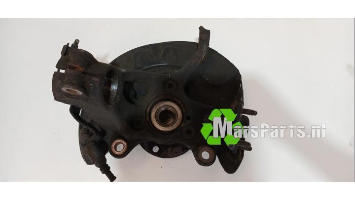 Fusee rechts-voor van een Volkswagen Golf, Auto-onderdelen, Ophanging en Onderstel, Volkswagen, Gebruikt, 3 maanden garantie, Ophalen of Verzenden