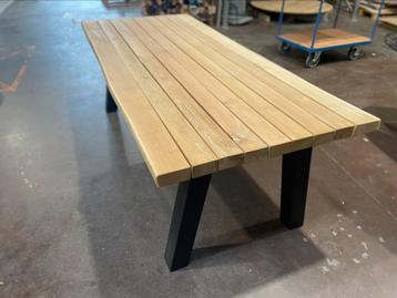 Robinia Tuintafels, tuintafel Actie! beschikbaar voor biedingen