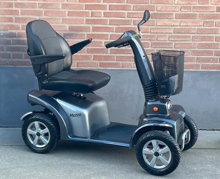 Scootmobiel Life & Mobility Mezzo 4, Diversen, Brommobielen en Scootmobielen, Zo goed als nieuw, Life and Mobility, 36 t/m 45 km