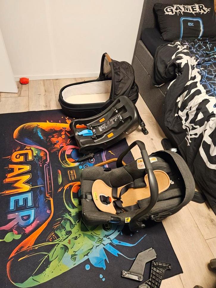 Mutsy kinderwagen met Maxi-Cosi & Isofix, Kinderen en Baby's, Kinderwagens en Combinaties, Ophalen