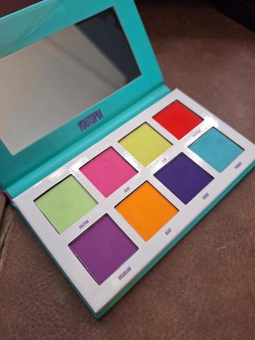 Beauty Bay Youtopia Oogschaduw Palet - Neon Limited Edition beschikbaar voor biedingen