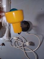 Spotje oranje vintage wandlamp uit seventies jaren 70, Ophalen of Verzenden, Zo goed als nieuw