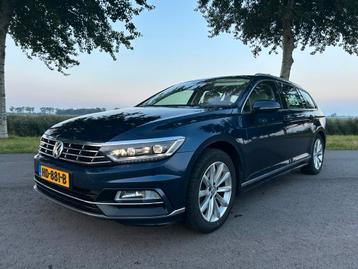Volkswagen Passat 1.6 TDI DSG R-Line NAP Bi-Xenon R Variant beschikbaar voor biedingen