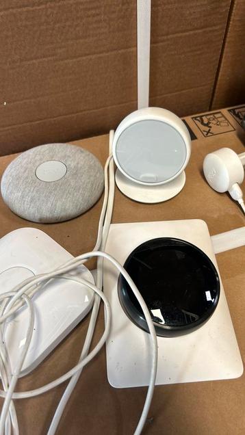 Google nest en learning thermostaat beschikbaar voor biedingen