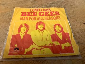 Bee Gees - Lonely Days / Man For All Seasons beschikbaar voor biedingen