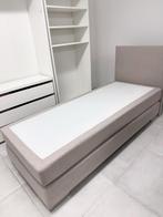 Een persoon Bed met hoofdbord  zo goed als nieuw, Huis en Inrichting, Slaapkamer | Bedden, Ophalen, 90 cm, Eenpersoons, Beige