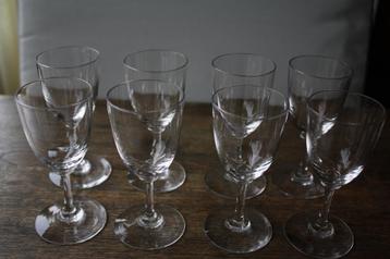 Antieke wijnglazen, 12 stuks beschikbaar voor biedingen