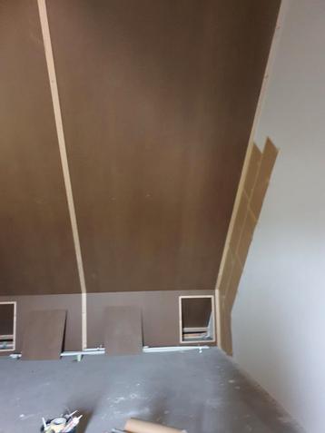 Latex Spuiten Wanden en Plafonds vanaf 8 m2 all in beschikbaar voor biedingen