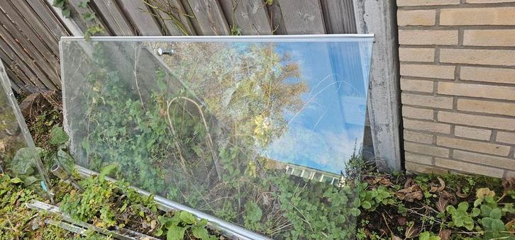 Glazen deur/wand badkamer - GRATIS af te halen!, Doe-het-zelf en Verbouw, Glas en Ramen, Ophalen of Verzenden
