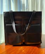 Zwarte leren shopper van SIMPLE, Sieraden, Tassen en Uiterlijk, Tassen | Damestassen, Ophalen of Verzenden, Gebruikt, Zwart, Shopper