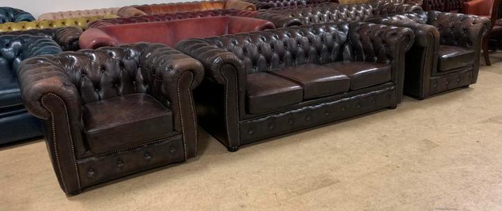 Prachtig Chesterfield Bankstel 3+1+1 Zits Bruin., Huis en Inrichting, Banken | Bankstellen, Gebruikt, Rechte bank, Driepersoons