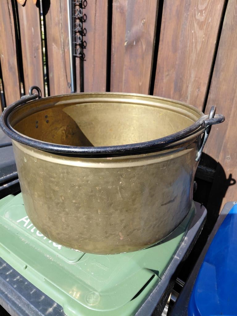 Koperen ketel, Ophalen