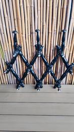 Antiek Frans houten accordeon rek met porseleinen knoppen, Ophalen