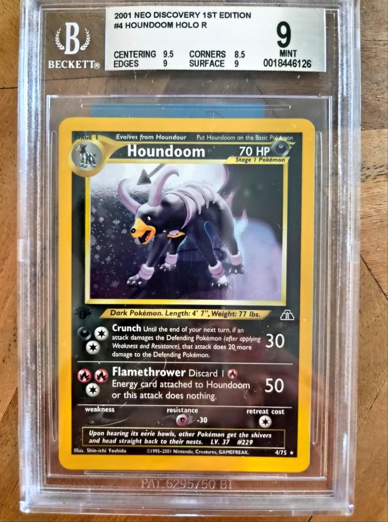 Pokémon Houndoom Holo R 2001 Neo Discovery 1st Edition BGS 9, Ophalen of Verzenden, Zo goed als nieuw, Losse kaart, Foil