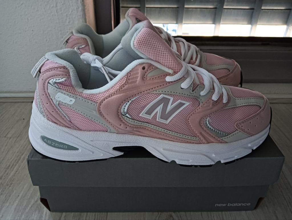 New Balance 530 maat 40 Nieuw, Kleding | Dames, Schoenen, New Balance, Ophalen of Verzenden, Nieuw