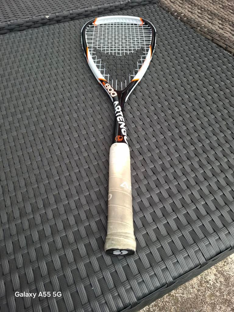 Squashracket Artengo SR 800, Gebruikt, Decathlon SE, 4 Boulevard de Mons, 59650 Villeneuve d'Ascq, Frankrijk, Ophalen of Verzenden