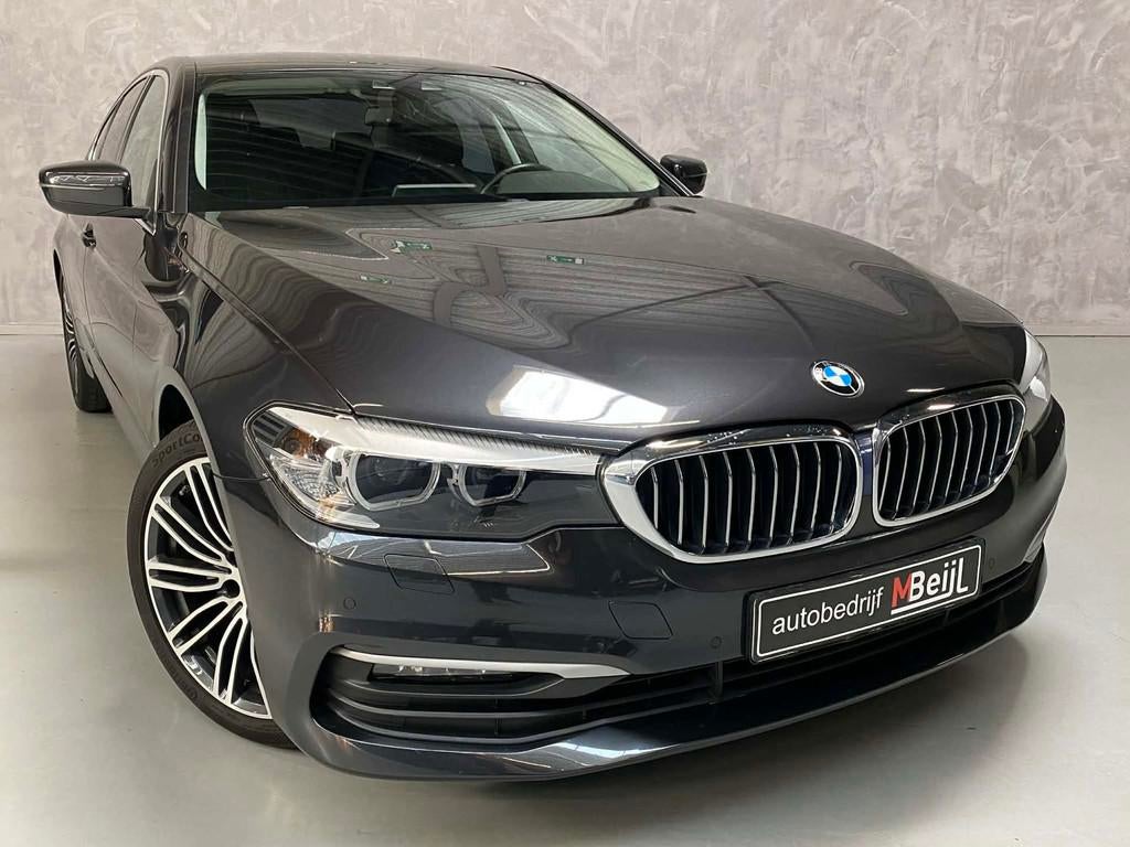BMW 5-serie 520i Executive /Led /Trekhaak /Leder, Automaat, Achterwielaandrijving, Gebruikt, Euro 6