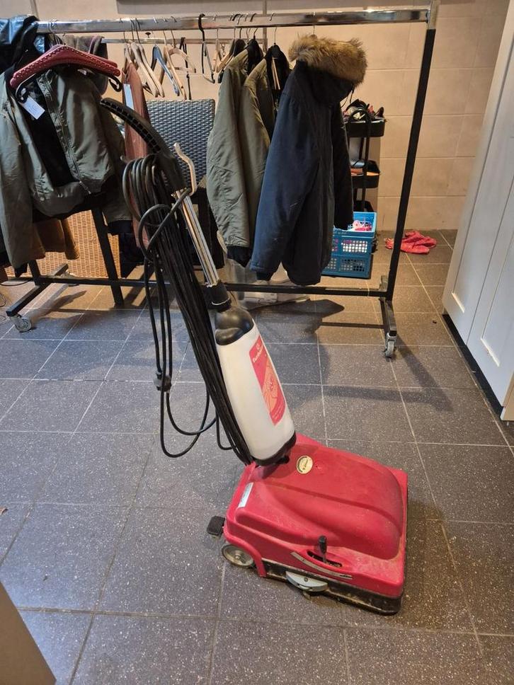 Professionele schrobmachine voor vloerreiniging, Doe-het-zelf en Verbouw, Reinigingsmachines, Ophalen of Verzenden