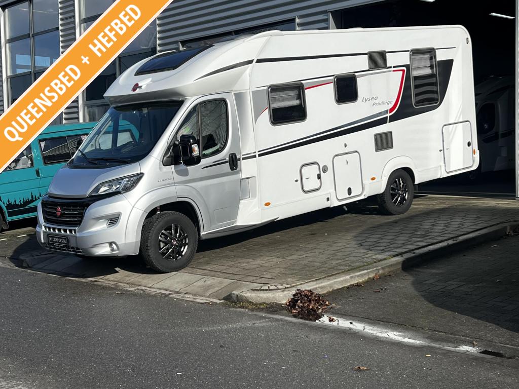 Bürstner Lyseo Privilege 734 QUEENSBED+HEFBED, Caravans en Kamperen, Campers, Ringverwarming, Fiat, Startonderbreker, 7 tot 8 meter
