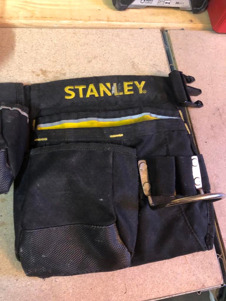 Stanley gereedschapsriem s met 3M gehoorbescherming, Doe-het-zelf en Verbouw, Gereedschap | Handgereedschap, Ophalen of Verzenden