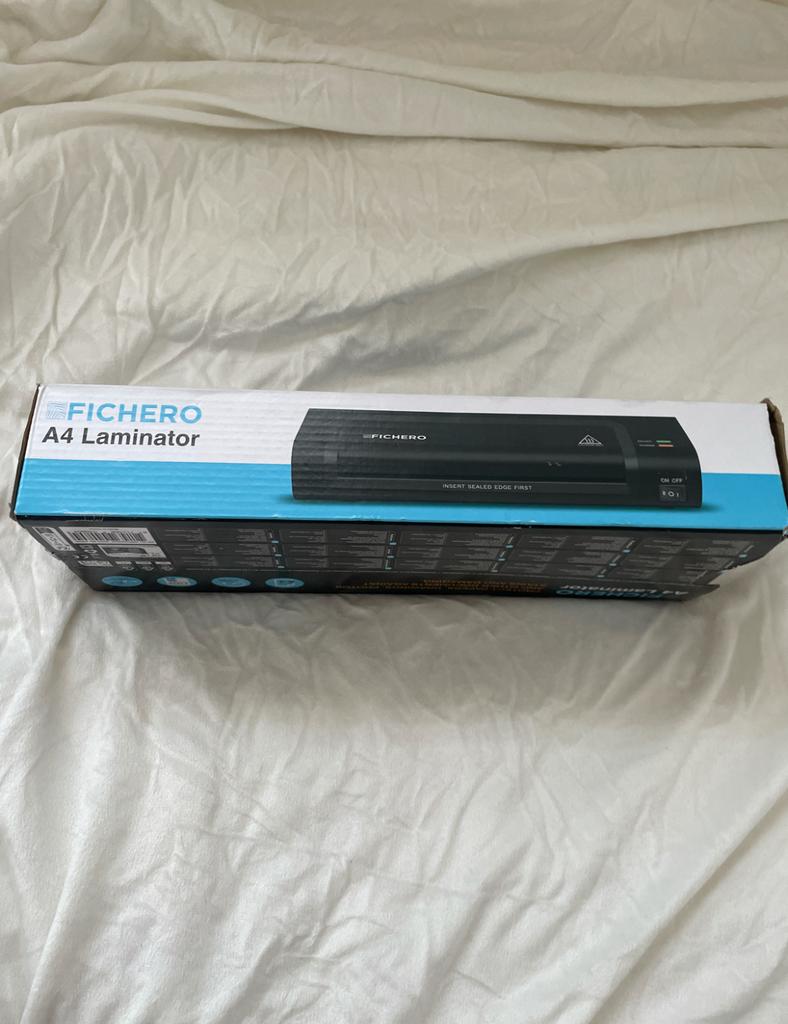 A4 Laminator + 17 Lamineerhoezen - Nieuwstaat, Ophalen, Zo goed als nieuw