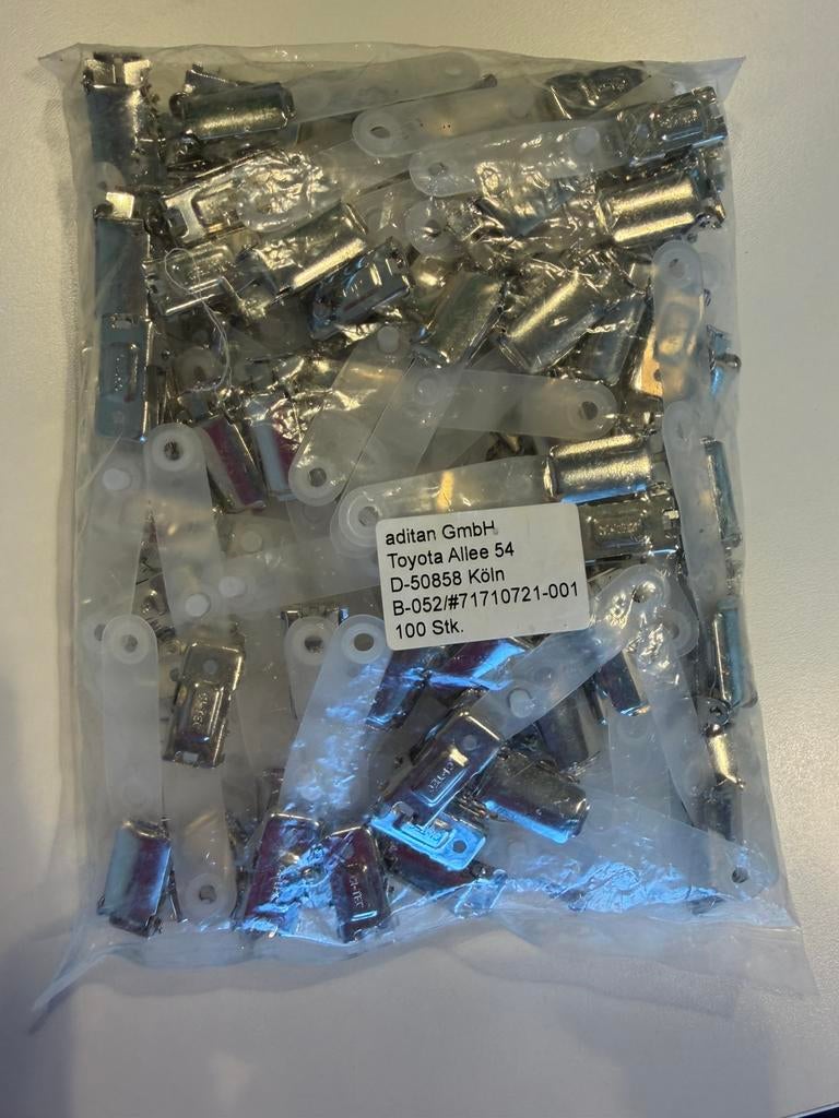 Bretelclips of badgeclips, Ophalen, Nieuw