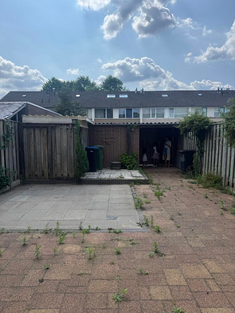 Diverse betontegels: wildverband, wit en grote formaten, Tuin en Terras, Tegels en Klinkers, Ophalen, Gebruikt, 10 m² of meer