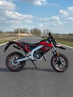 Aprilia SX50 schakelbrommer 2019, Maximaal 45 km/u, Ophalen of Verzenden, Zo goed als nieuw