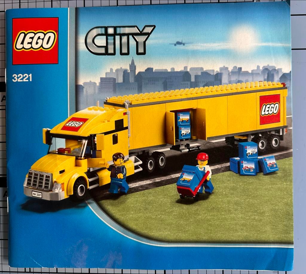 Lego City 3221 Vrachtwagen - Compleet met Minifiguren, Kinderen en Baby's, Speelgoed | Duplo en Lego, Ophalen of Verzenden, Gebruikt