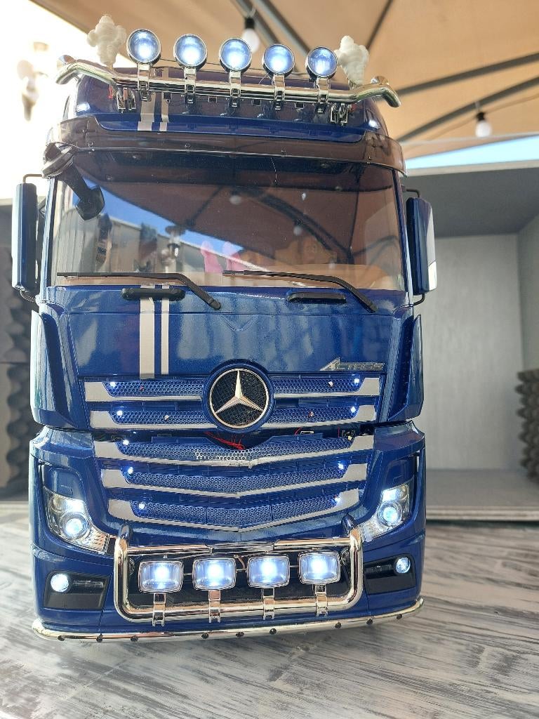 tamiya Mercedes actros, Hobby en Vrije tijd, Modelbouw | Radiografisch | Auto's, Elektro, Gebruikt, Schaal 1:14, Ophalen of Verzenden