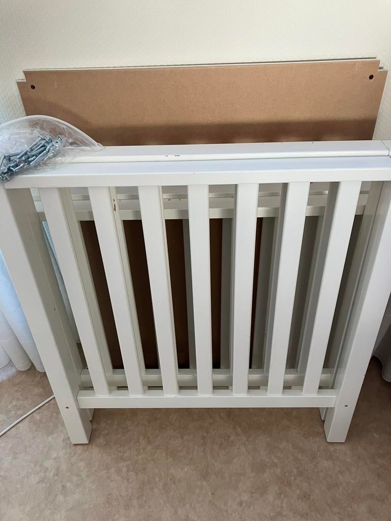 Box wit hout met boxmatras gratis, Kinderen en Baby's, Boxen, Ophalen, Zo goed als nieuw, Boxkleed