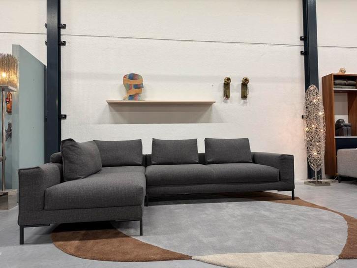 Nieuw Design on Stock Aikon Lounge Hoekbank Milton Bank Stof, Huis en Inrichting, Banken | Bankstellen, Nieuw, Hoekbank, Vierpersoons of meer