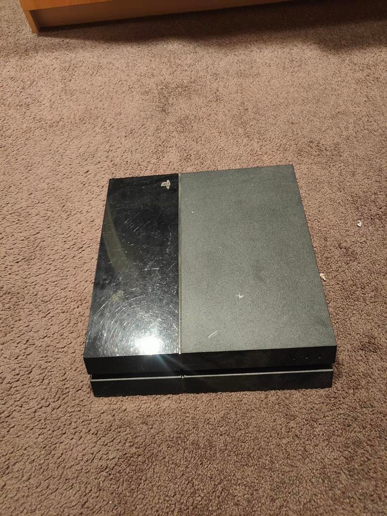 PlayStation 4 + Controller, Ophalen of Verzenden, Met 1 controller, Gebruikt, Met games