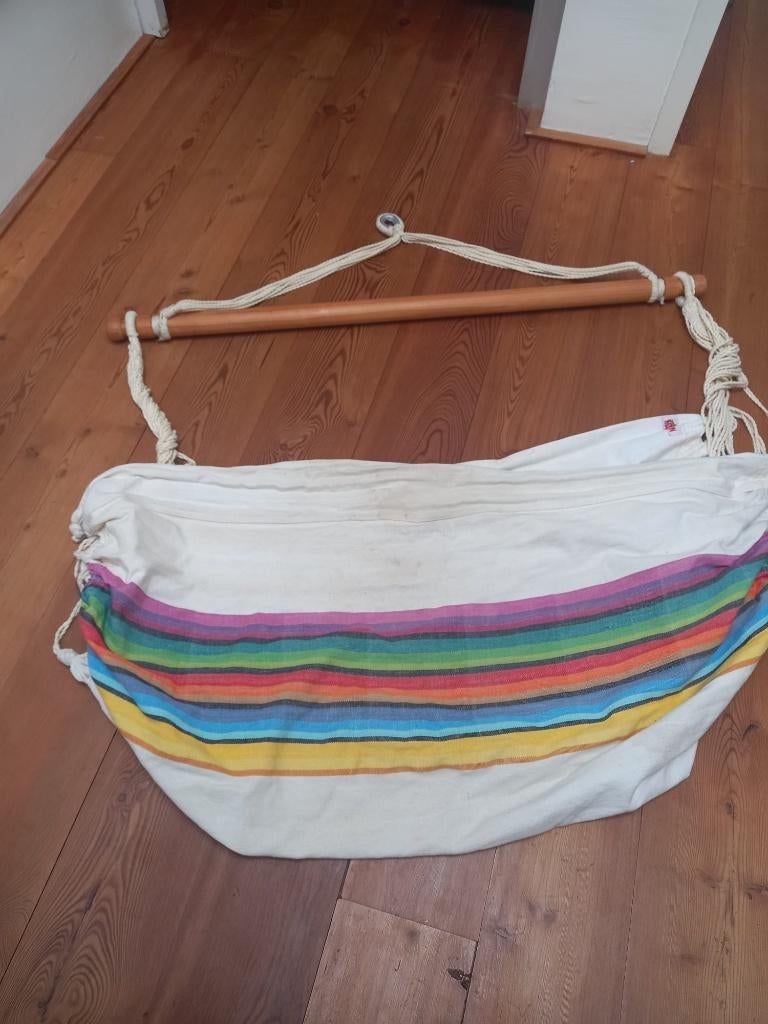 Kleurrijke hangmat (vast aan één punt), Ophalen, Gebruikt, Opvouwbaar, Eenpersoons