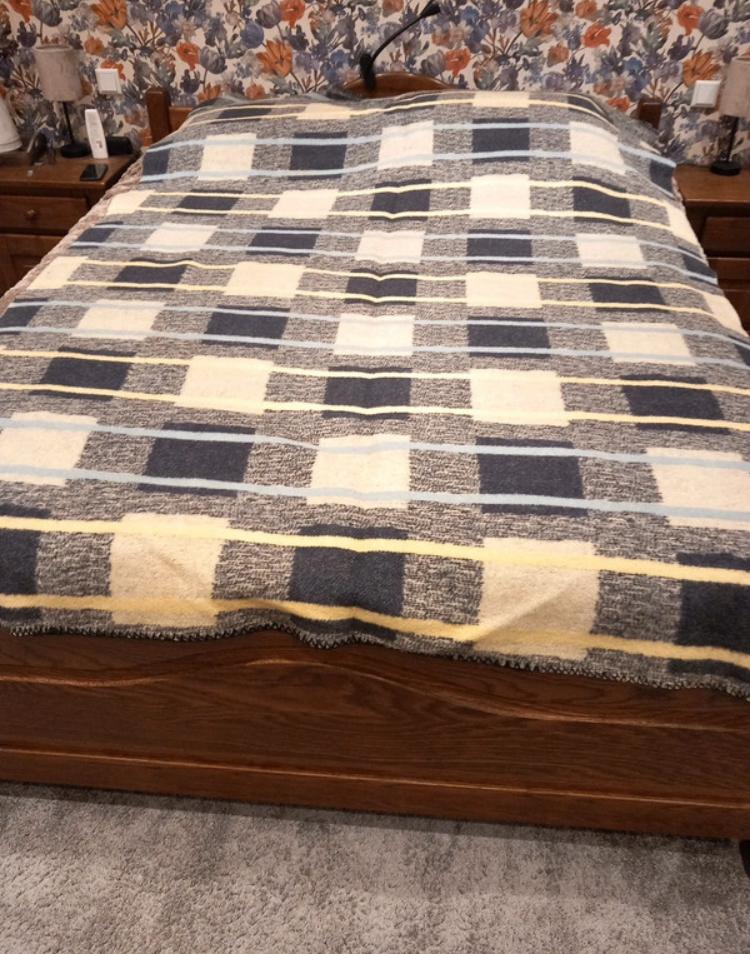 Mooie deken AaBe, Huis en Inrichting, Woonaccessoires | Plaids en Woondekens, Ophalen of Verzenden, Gebruikt