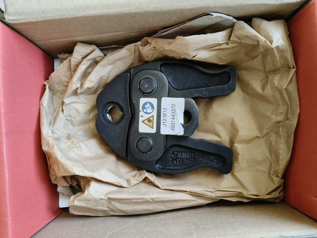 Milwaukee J12-M12 persbek M-profiel, Ophalen of Verzenden