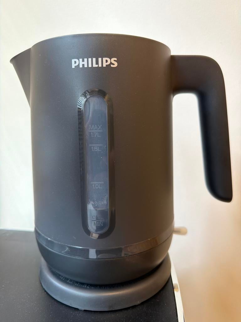 Philips waterkoker zwart 1.7L, Witgoed en Apparatuur, Gourmetstellen, Ophalen, Gebruikt, 4 t/m 7 personen
