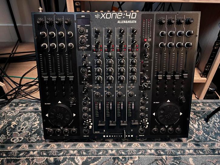 Xone 4D - goede staat, Muziek en Instrumenten, Mengpanelen, Gebruikt, Minder dan 5 kanalen, Ophalen
