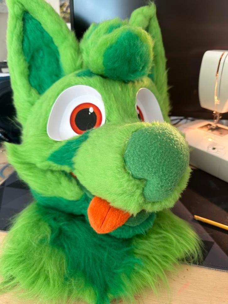 Full/partial fursuit., Hobby en Vrije tijd, Kostuums, Theaterbenodigdheden en LARP, Zo goed als nieuw, Ophalen of Verzenden