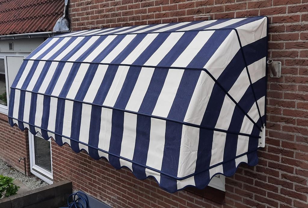 Markies zonnescherm., Ophalen