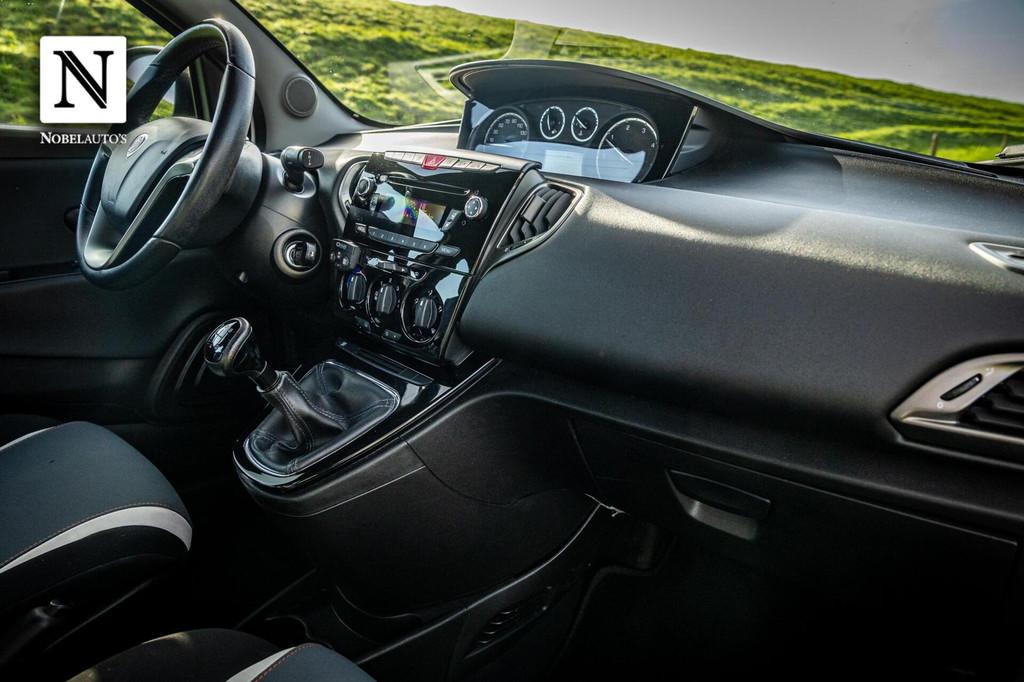 Lancia Ypsilon 1.3 MultiJet 16v | Cruise | Airco | LM Velgen, Auto's, Lancia, Met garantie (alle), 400 kg, Wit, Bedrijf