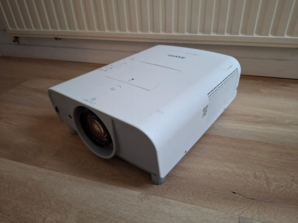 Sanyo Pro Xtrax Multiverse PLC-XT25 Projector, Audio, Tv en Foto, Beamers, Ophalen, Gebruikt, Overige resoluties, Sanyo