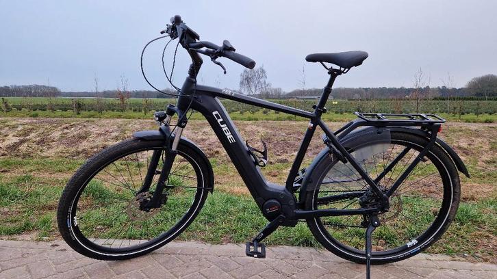 Cube Touring Hybrid Pro 625 2021, Fietsen en Brommers, Elektrische fietsen, Gebruikt, Cube, 55 tot 59 cm, 50 km per accu of meer