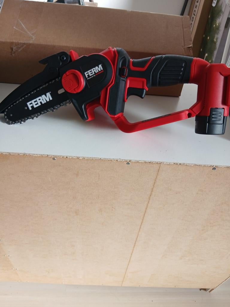 Kettingzaag klein formaat NIEUW!, Kettingzaag, Nieuw, Ophalen of Verzenden, Ferm