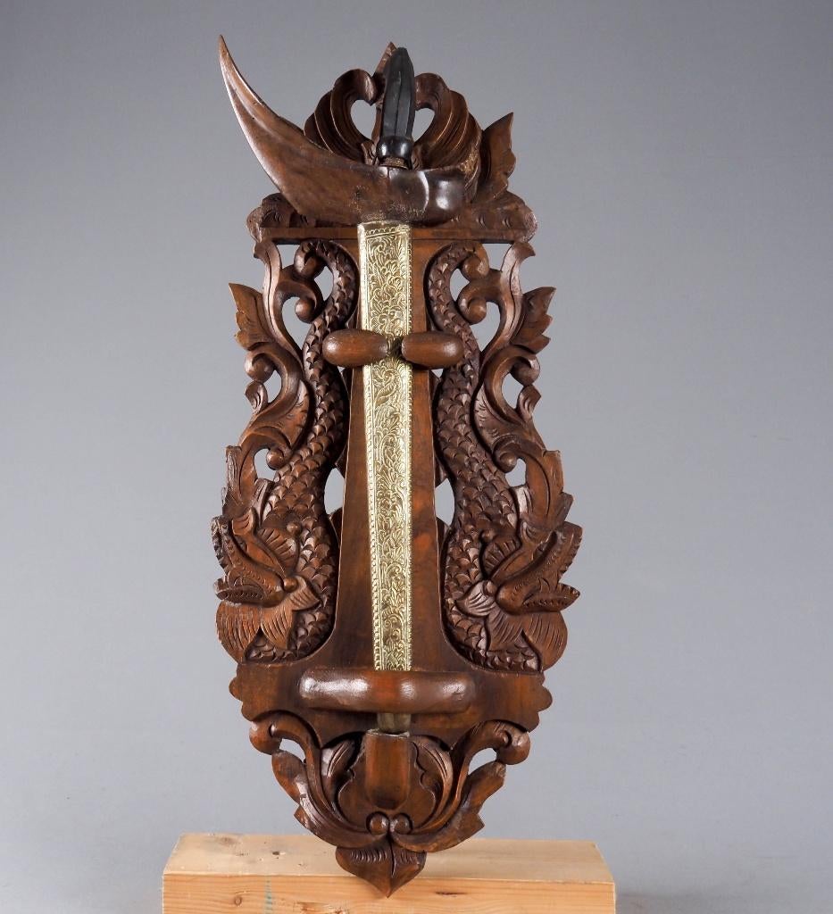 Blawong Kerishouder wandhanger - Ladrang Surakart kris, Antiek en Kunst, Kunst | Niet-Westerse kunst, Ophalen of Verzenden