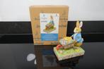 Peter Rabbit with Wheelbarrow, Jim Shore 6014048, Ophalen of Verzenden, Nieuw, Dier