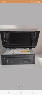 Volkswagen tiguan discover pro met carplay en vrijgeschakeld, Auto diversen, Autoradio's, Ophalen of Verzenden