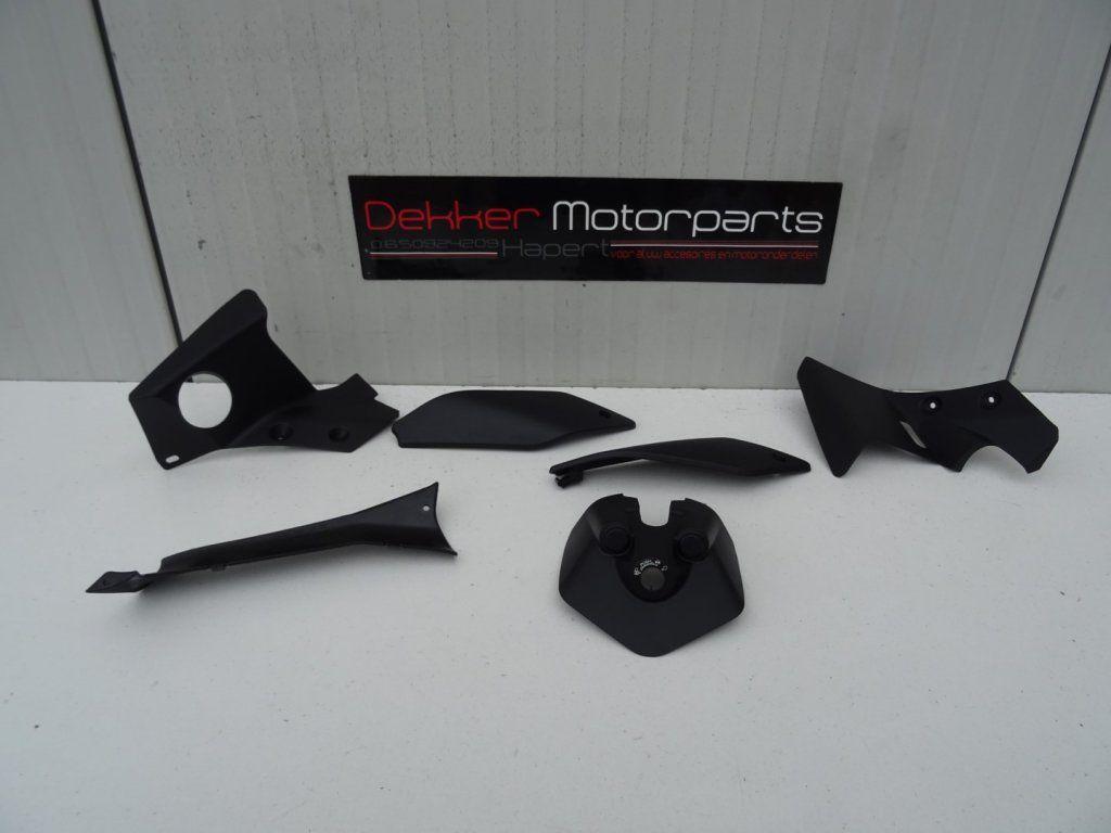 6x afwerkkap / afwerkkapjes KTM Duke 4 690 2016-2017-2018, Gebruikt, -, -, Ophalen of Verzenden