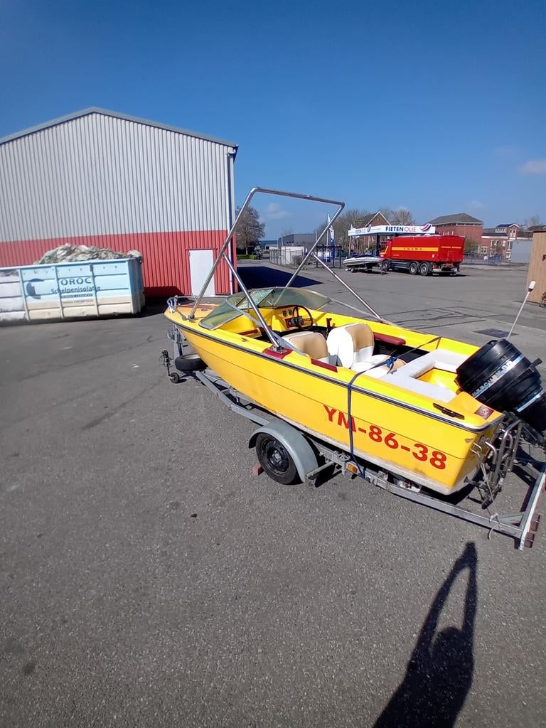 Speedboot 80 pk mercury 2 takt 4 cylinder met nette trailer!, Watersport en Boten, Speedboten, Ophalen, Zo goed als nieuw, Minder dan 70 pk